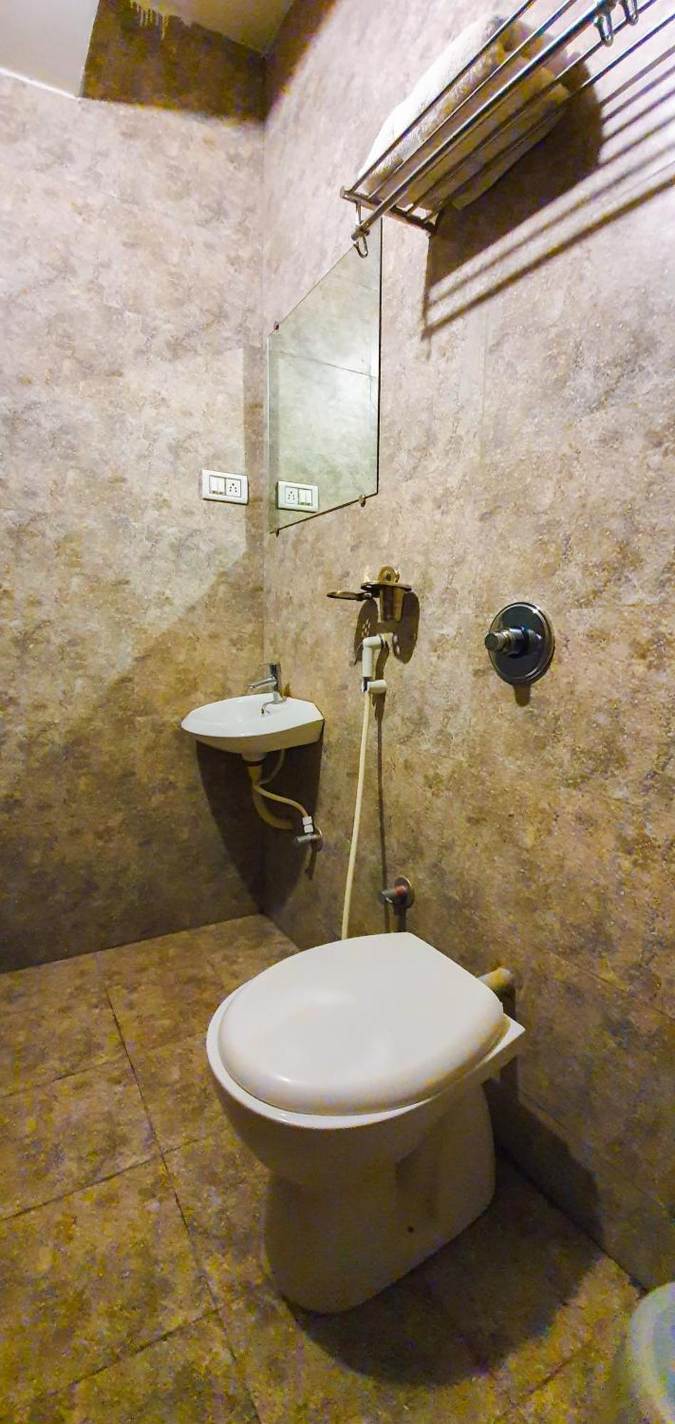 Nova Hotel New Crossroad ราชโกฎิ ภายนอก รูปภาพ